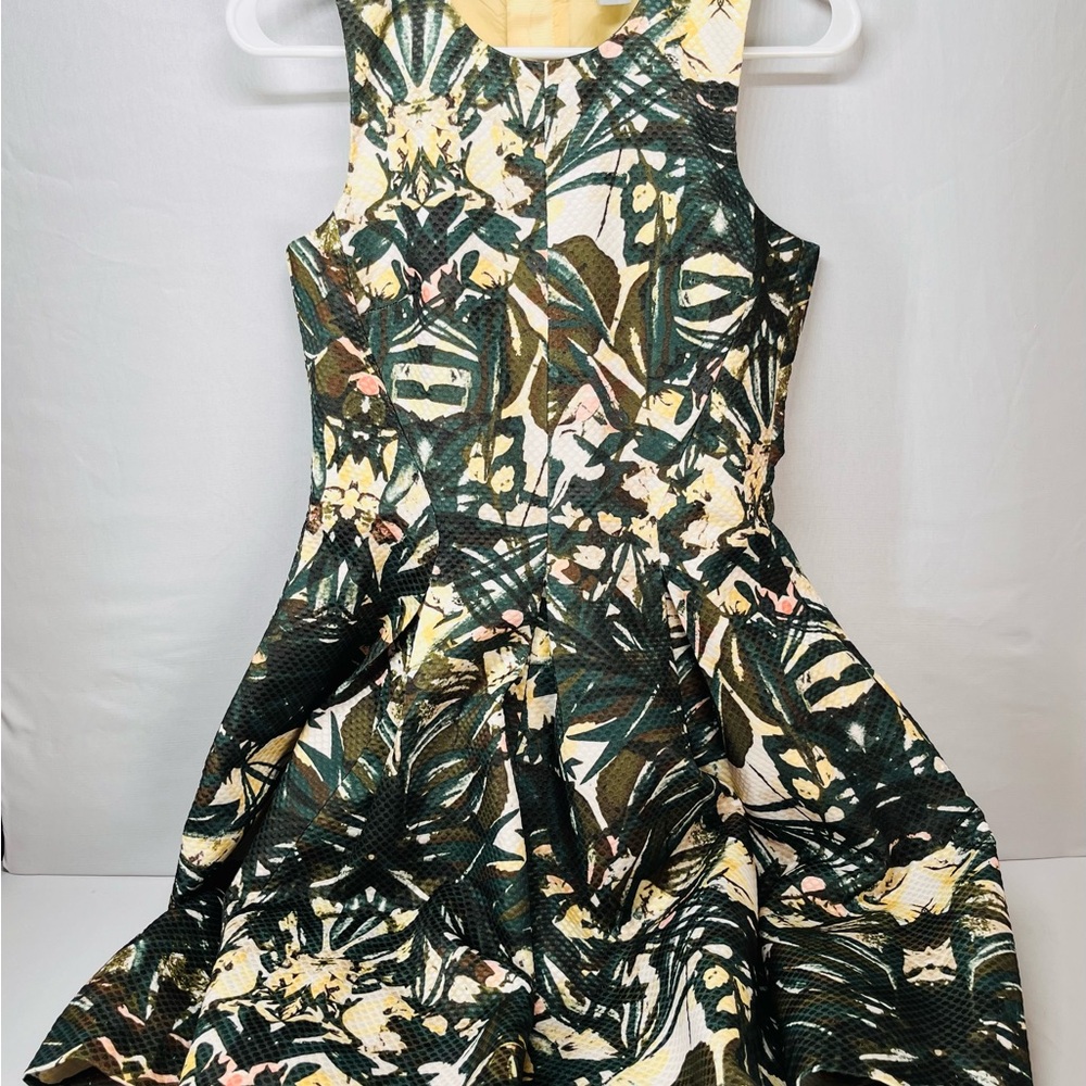 H&M Green and Cream Sleeveless A-Line Sundress